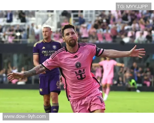 普通市民梅先生,一对情侣拍摄约会视频意外将梅西也录入其中